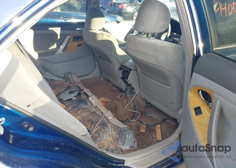 2007 Toyota Camry Xle z USA, uszkodzony, nr VIN JTNBE46K273036366